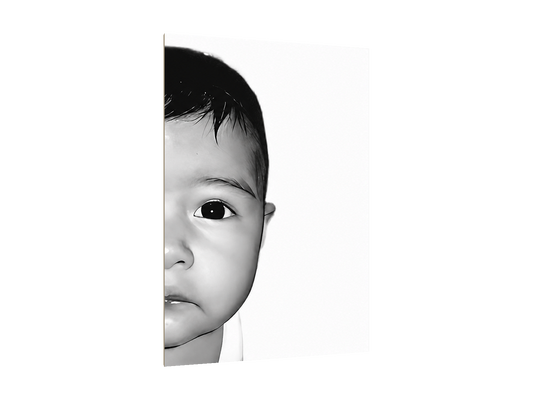 ⭐CUADRO RETRATO 1/2 ROSTRO PRIMER PLANO B&N 60X40CM⭐ — PNG transparente sin halo, perspectiva izquierda 15°